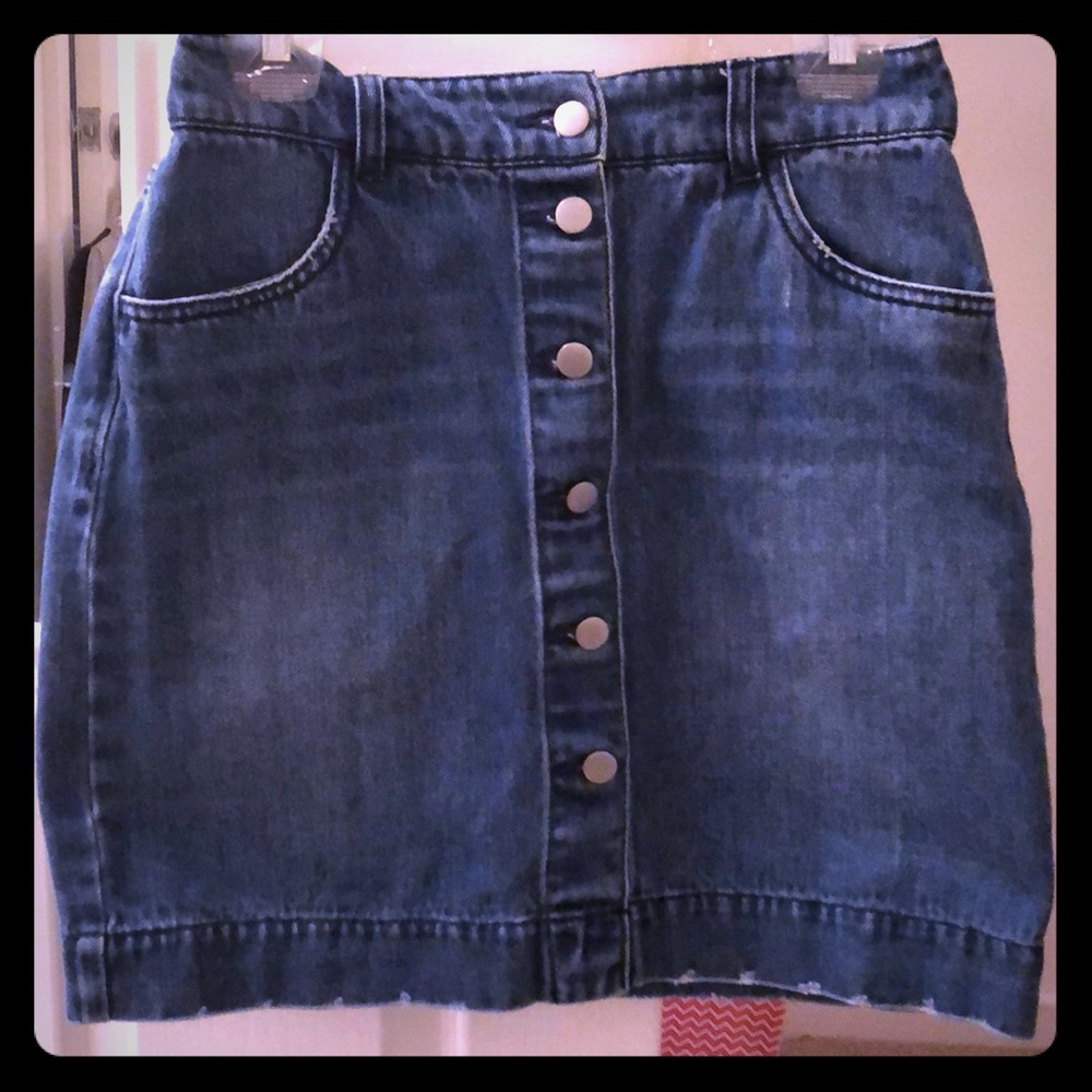 Old navy denim skirt